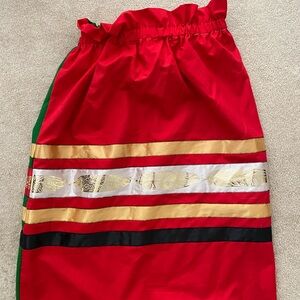Women’s Ribbon Skirt